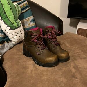 Wolverine Steal Toe Lace up boots (Like New)